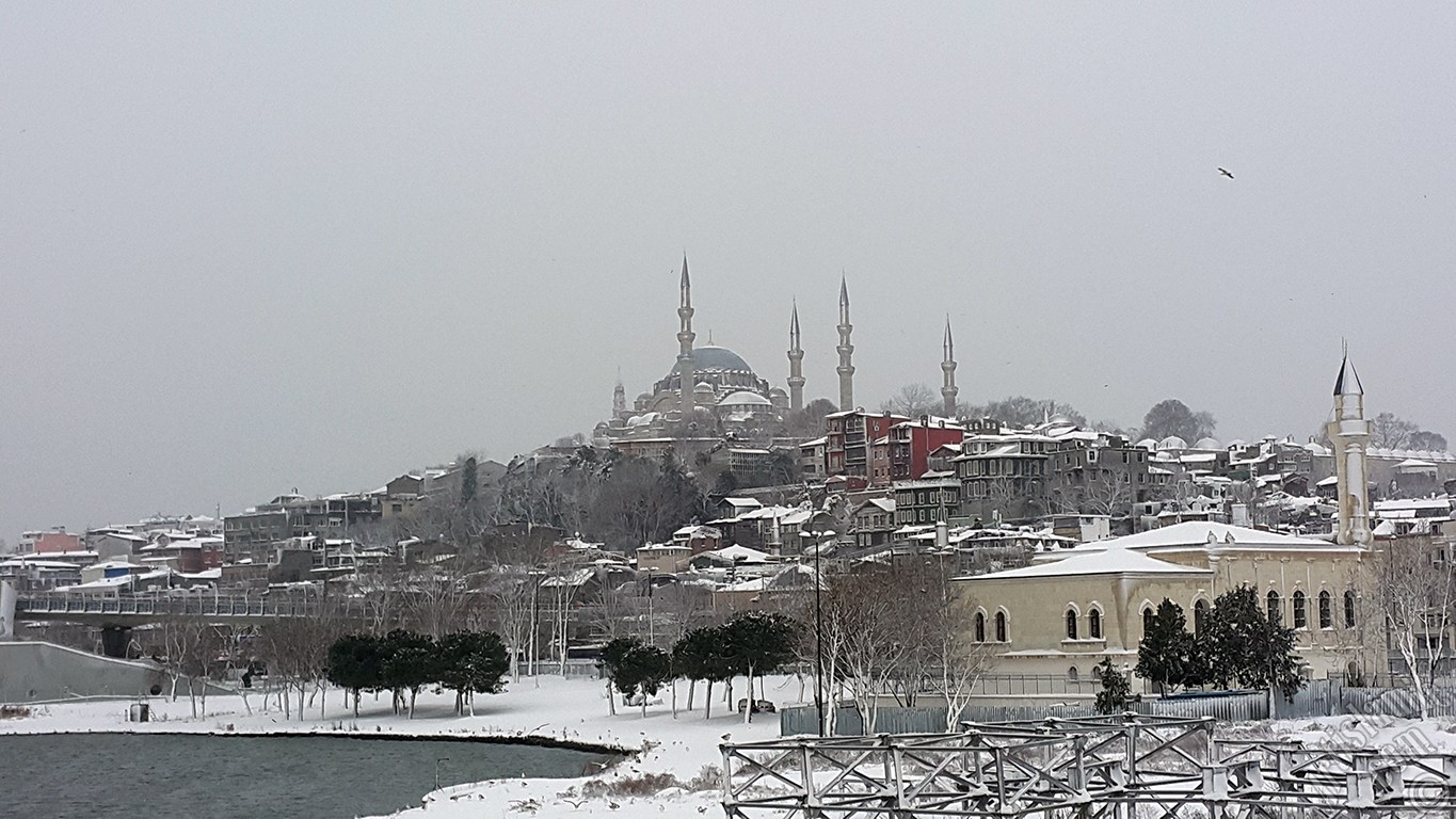 zel ekim kar ve k fotoraflarmz: stanbul`un Fatih, Zeyrek, Perembe Pazar, Eminn, Karaky, Cihangir, Fndkl ve Kabata Semtlerinden.
