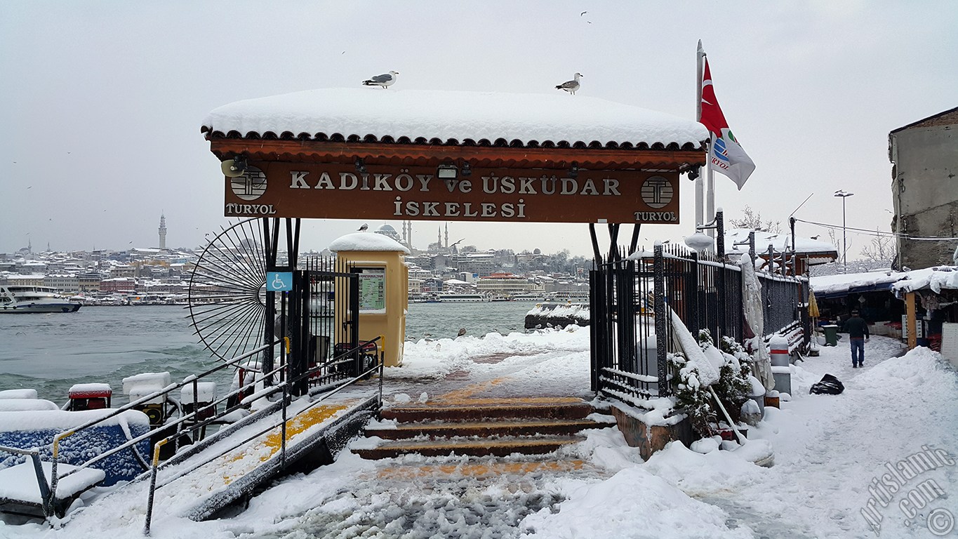 zel ekim kar ve k fotoraflarmz: stanbul`un Fatih, Zeyrek, Perembe Pazar, Eminn, Karaky, Cihangir, Fndkl ve Kabata Semtlerinden.
