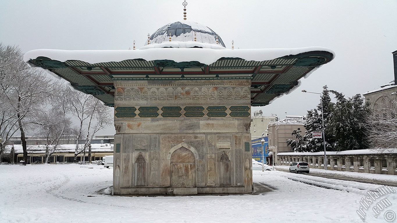 zel ekim kar ve k fotoraflarmz: stanbul`un Fatih, Zeyrek, Perembe Pazar, Eminn, Karaky, Cihangir, Fndkl ve Kabata Semtlerinden.
