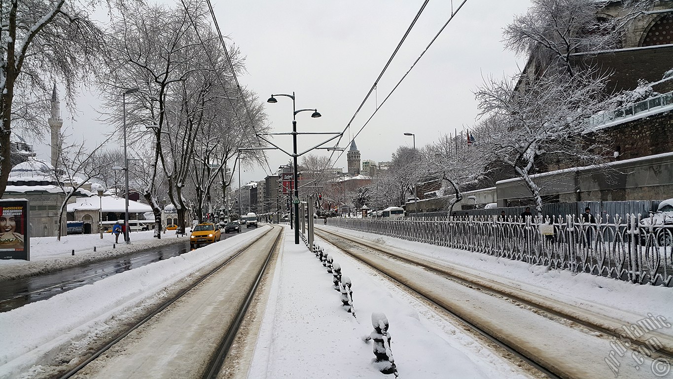 zel ekim kar ve k fotoraflarmz: stanbul`un Fatih, Zeyrek, Perembe Pazar, Eminn, Karaky, Cihangir, Fndkl ve Kabata Semtlerinden.
