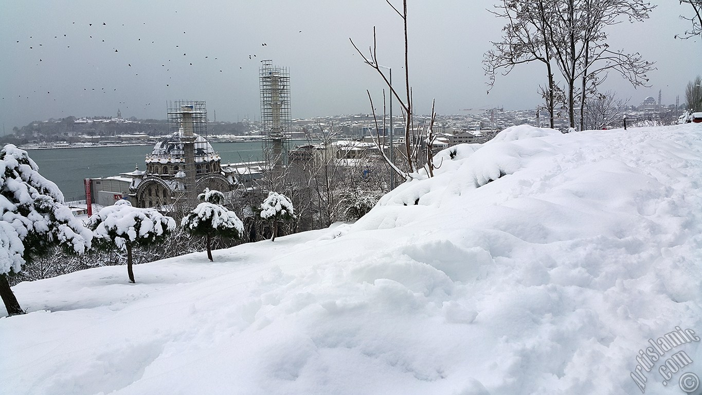 zel ekim kar ve k fotoraflarmz: stanbul`un Fatih, Zeyrek, Perembe Pazar, Eminn, Karaky, Cihangir, Fndkl ve Kabata Semtlerinden.
