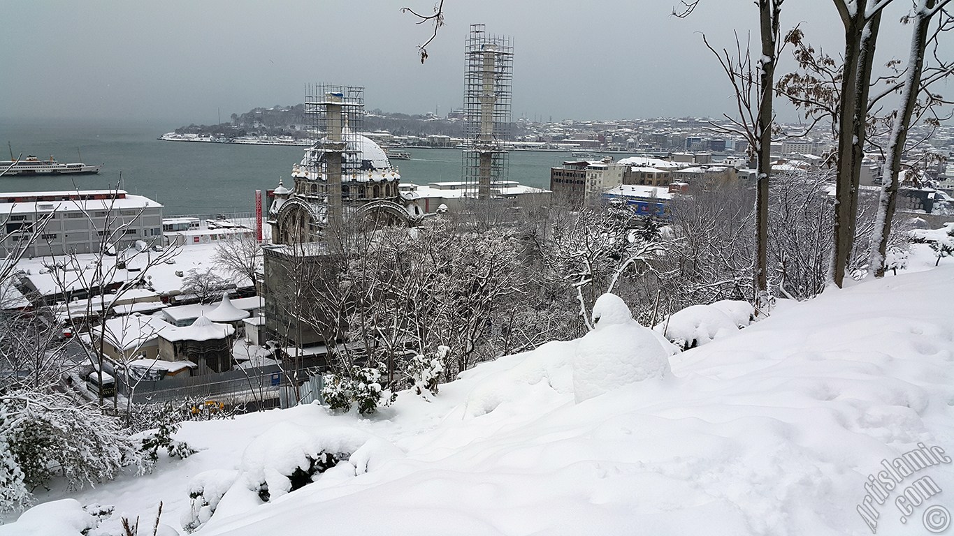 zel ekim kar ve k fotoraflarmz: stanbul`un Fatih, Zeyrek, Perembe Pazar, Eminn, Karaky, Cihangir, Fndkl ve Kabata Semtlerinden.
