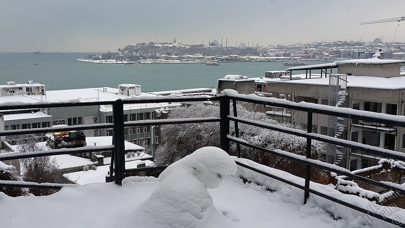 zel ekim kar ve k fotoraflarmz: stanbul`un Fatih, Zeyrek, Perembe Pazar, Eminn, Karaky, Cihangir, Fndkl ve Kabata Semtlerinden.
