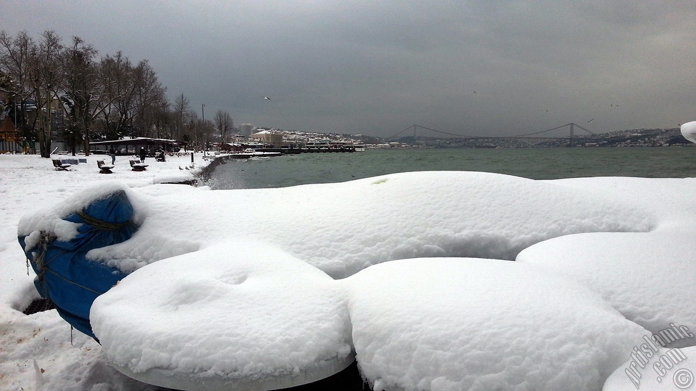 zel ekim kar ve k fotoraflarmz: stanbul`un Fatih, Zeyrek, Perembe Pazar, Eminn, Karaky, Cihangir, Fndkl ve Kabata Semtlerinden.
