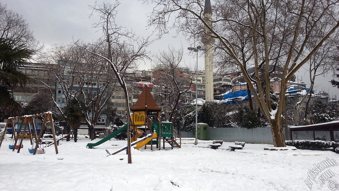 zel ekim kar ve k fotoraflarmz: stanbul`un Fatih, Zeyrek, Perembe Pazar, Eminn, Karaky, Cihangir, Fndkl ve Kabata Semtlerinden.
